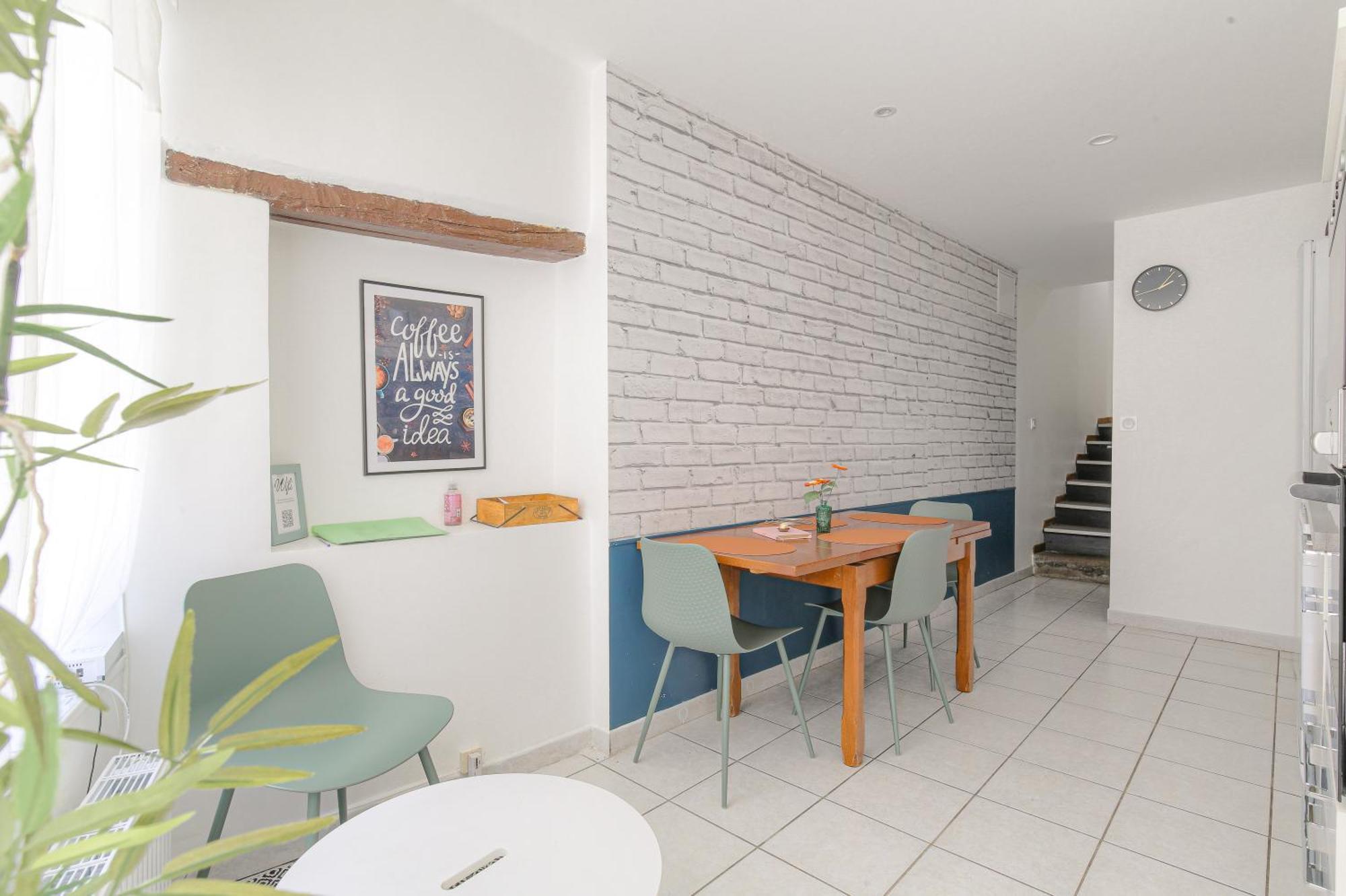Jolie Maison Cosy à Lagnieu, proche CNPE Extérieur photo